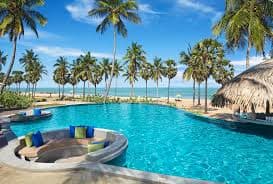 Tropical beach resort atmosphere at Arugam Bay