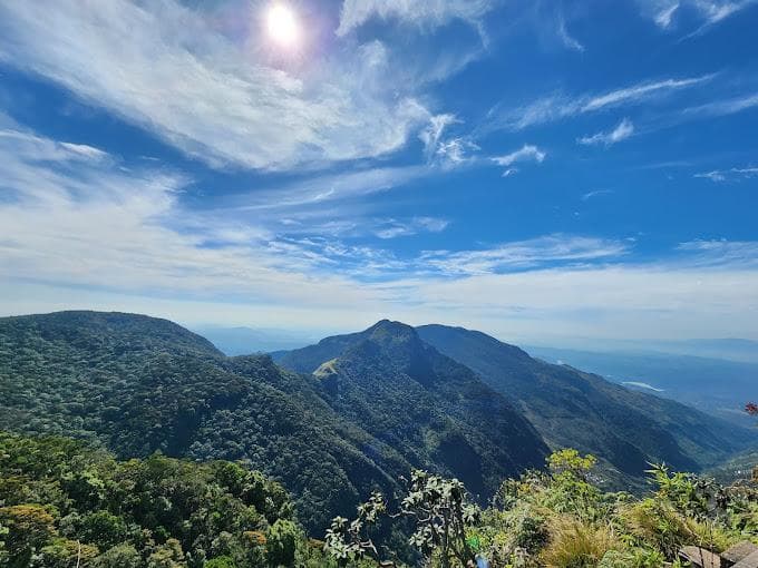 Central Highlands mountain panorama from Horton Plains